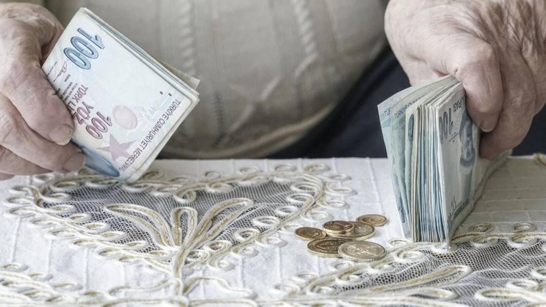 SGK Uzmanı Özgür Erdursun net ücreti açıkladı ‘Zamlı emekli maaşında rakam belli oldu’ 1